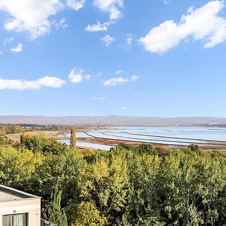 Burgas Residence 504 L Indoor Parking L Breakfast & Spa Available Бургас