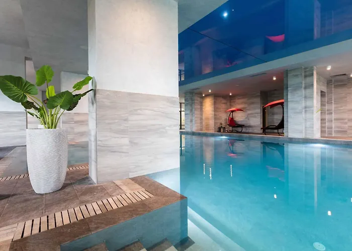 504 L Indoor Parking L Breakfast & Available Apartment Burgas